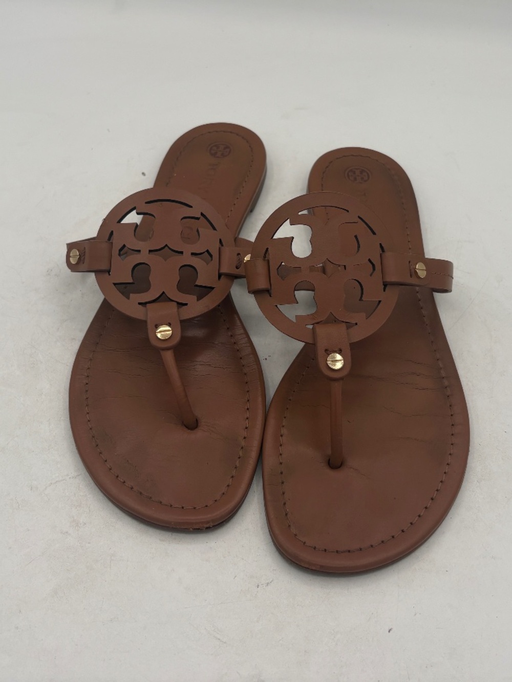 Tory Burch Miller Tan Brown Leather Thong Sandals Classic Logo Size US 10